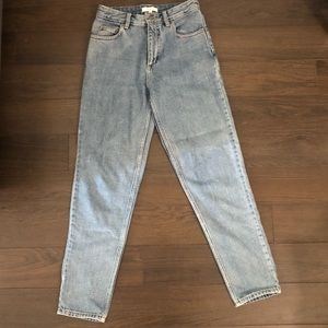 Aritzia Talula sz 25 high rise denim jeans